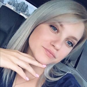 Meet your Posher, Karissa